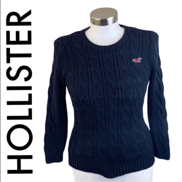 Hollister Sweaters - HOLLISTER NAVY BLUE CABLE KNIT SWEATER SIZE SMALL